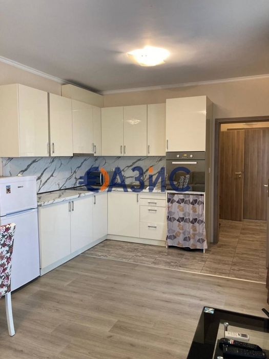 Продава се Двустаен апартамент в к.к. Слънчев бряг - 72 кв.м за 714 €/кв.м - Снимка #1