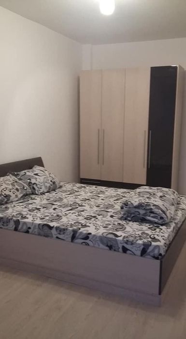 Închiriez apartament Urusagului