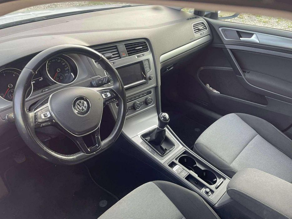 Volkswagen VW Golf 7 an 2015 1.6 TDI Euro 6