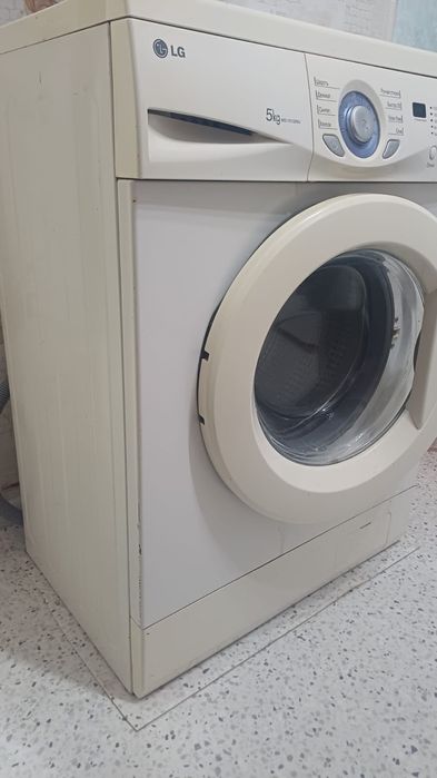 Продам стиральную машину