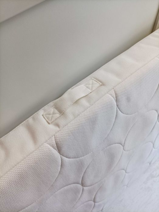 Бебешко легло IKEA SOLGUL + матрак JÄTTETRÖTT