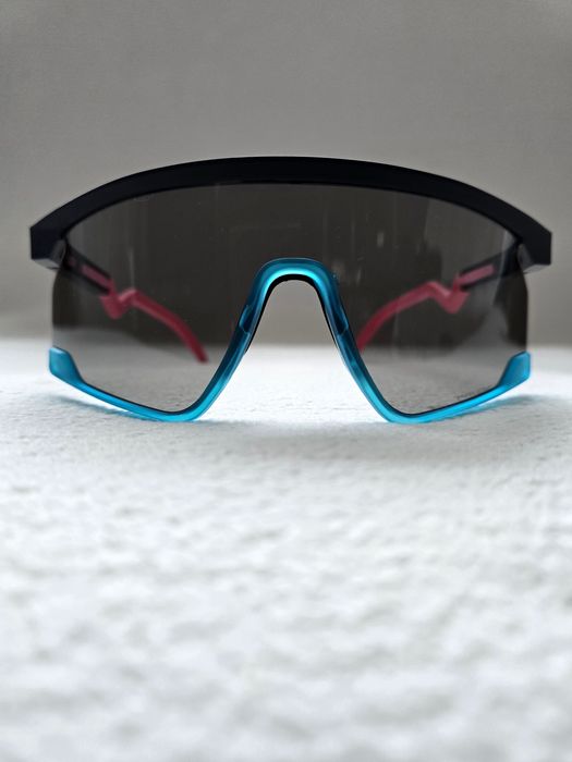 Слънчеви очила Oakley Bxtr