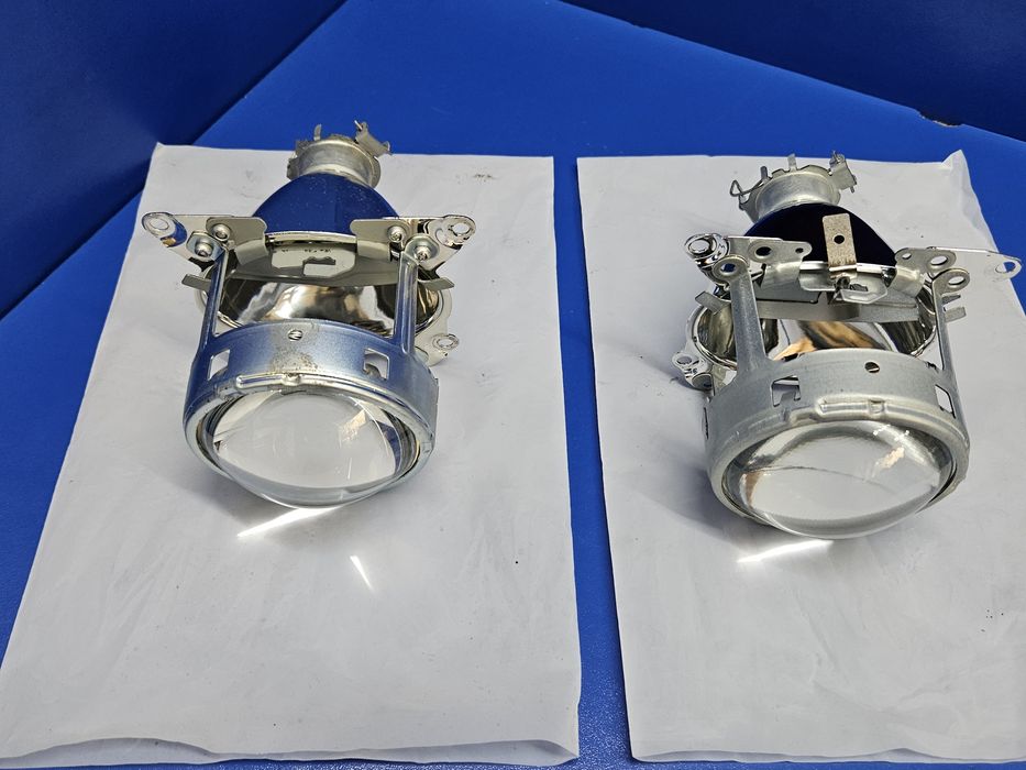 Set Lupe Volvo V50 / S40 / C30