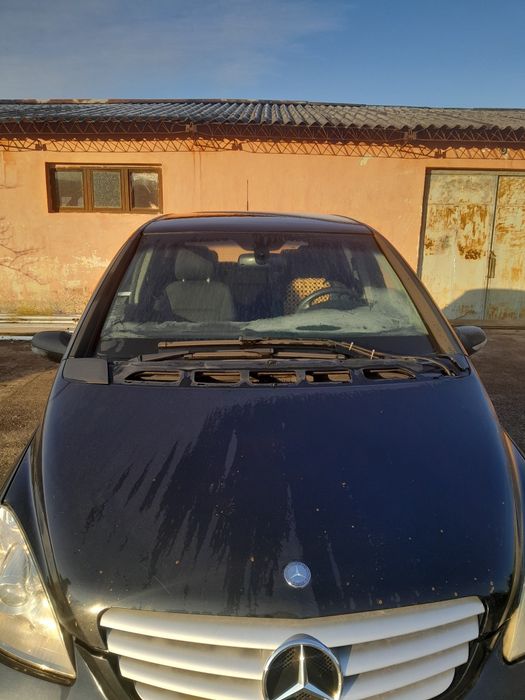 Vând Mercedes b 180 an 2006