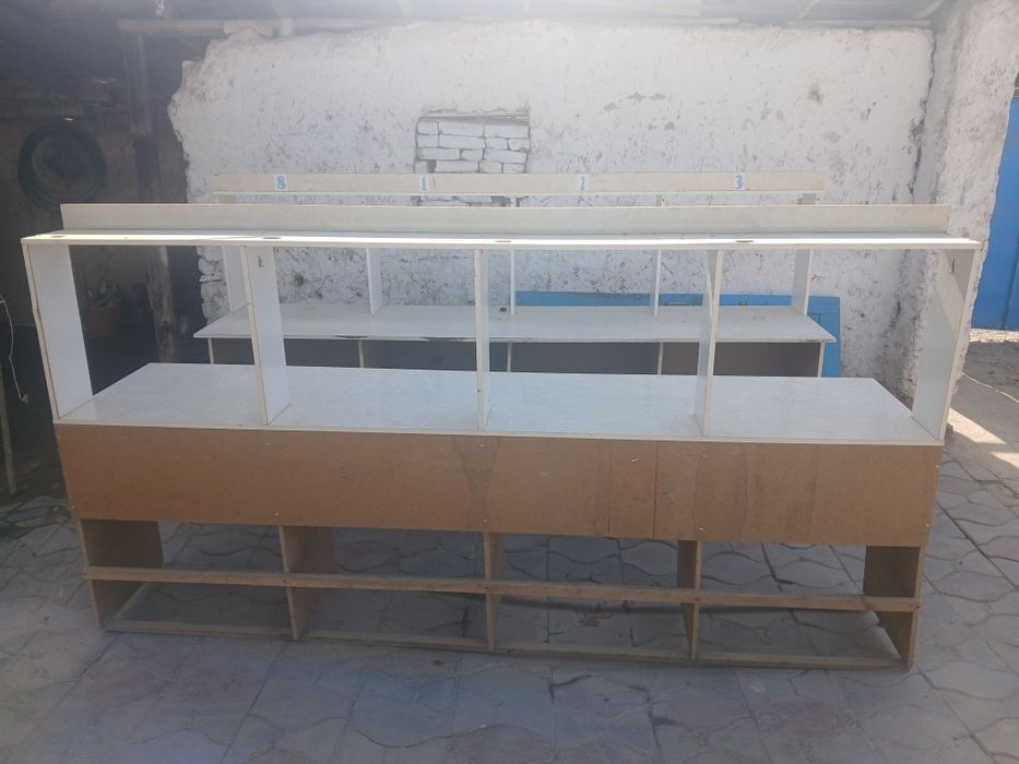 Компютер столлари сотилади