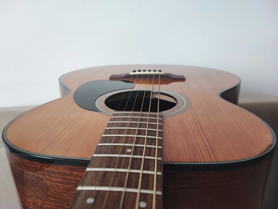 chitara acustica Takamine G220 impecabila, fara defectee