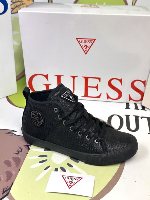 Сникърси маратонки GUESS Joel 36,38,39, 41