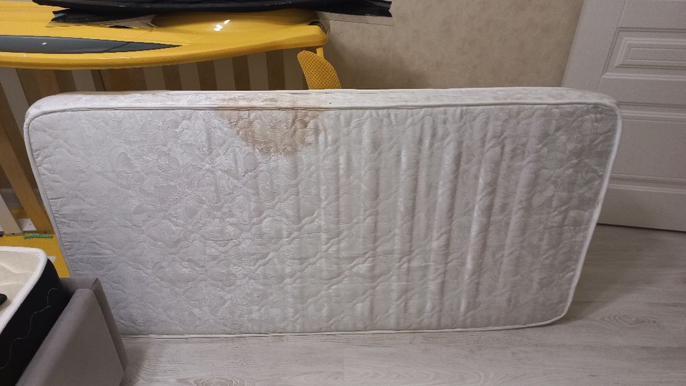 Кровать детская бу