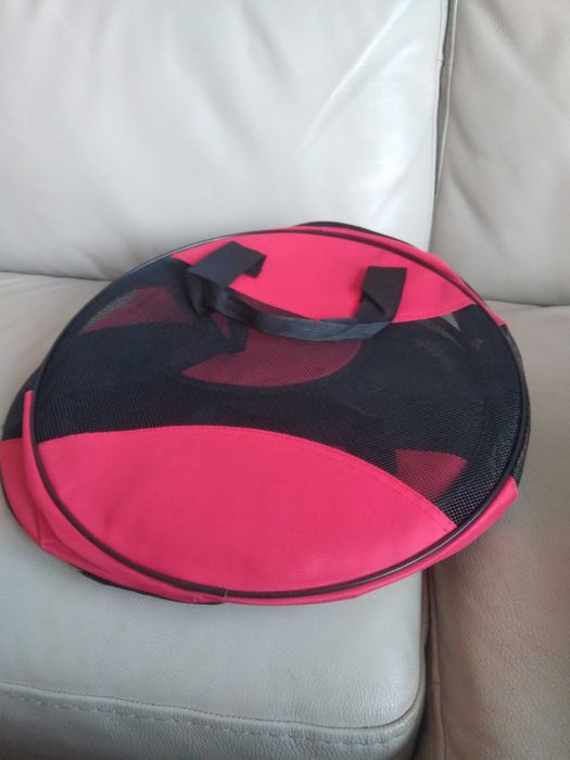 Лека чанта за транспорт на коте или куче