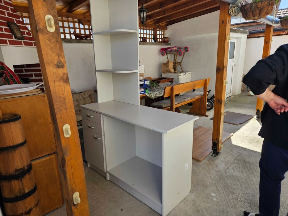 Гардероб и шкафче