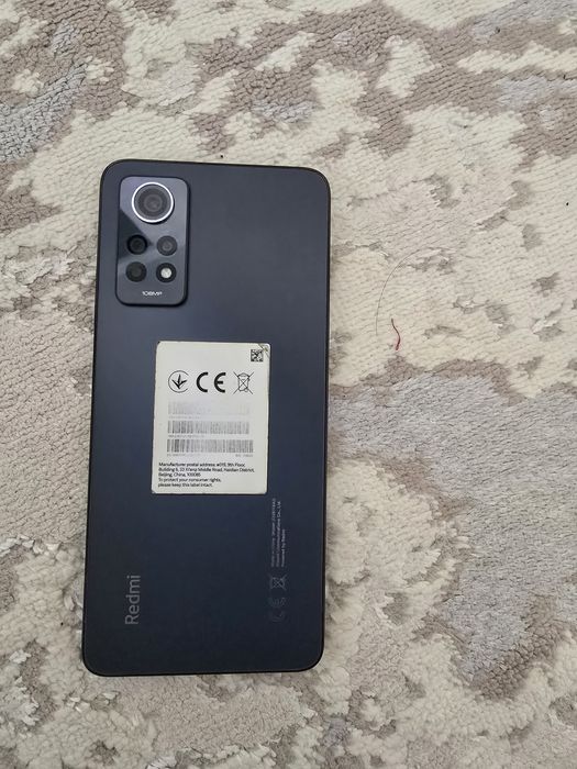 Продам редми нот 12 про в отличном состоянии.