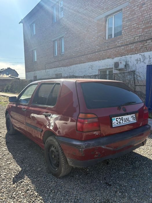 Продам гольф 3 1.6 моно