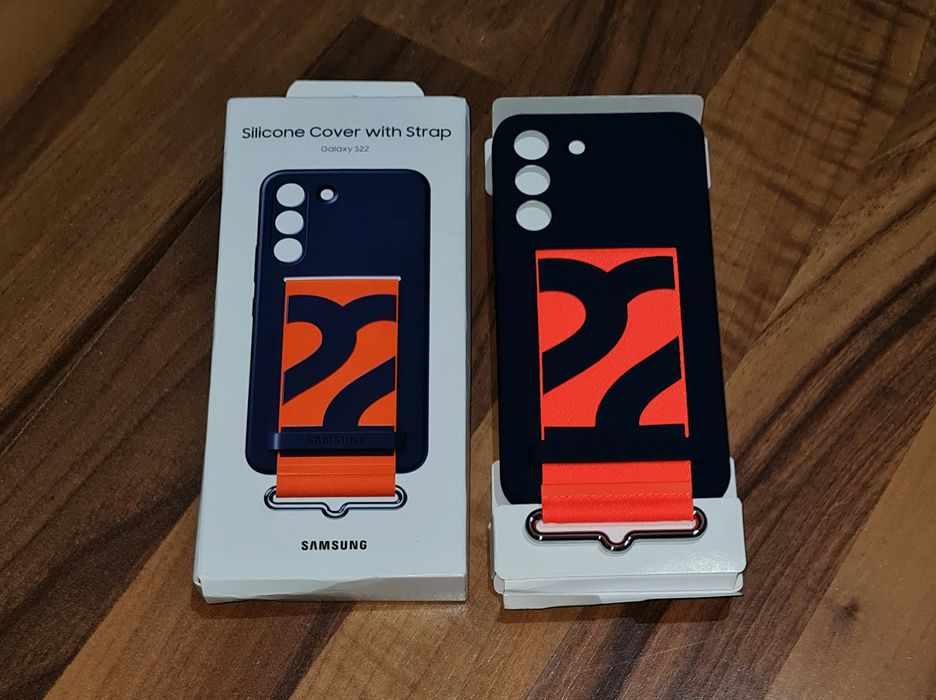 Husa originala Samsung Silicone Cover with Strap Galaxy S22 S901
