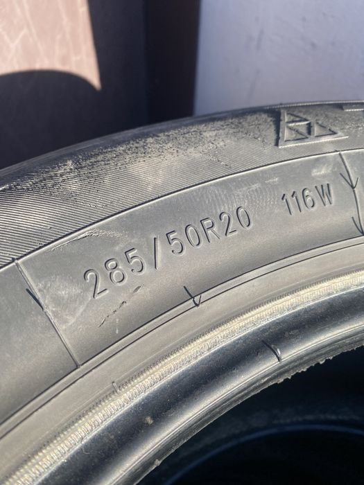 Продам шины r20 внедорожник