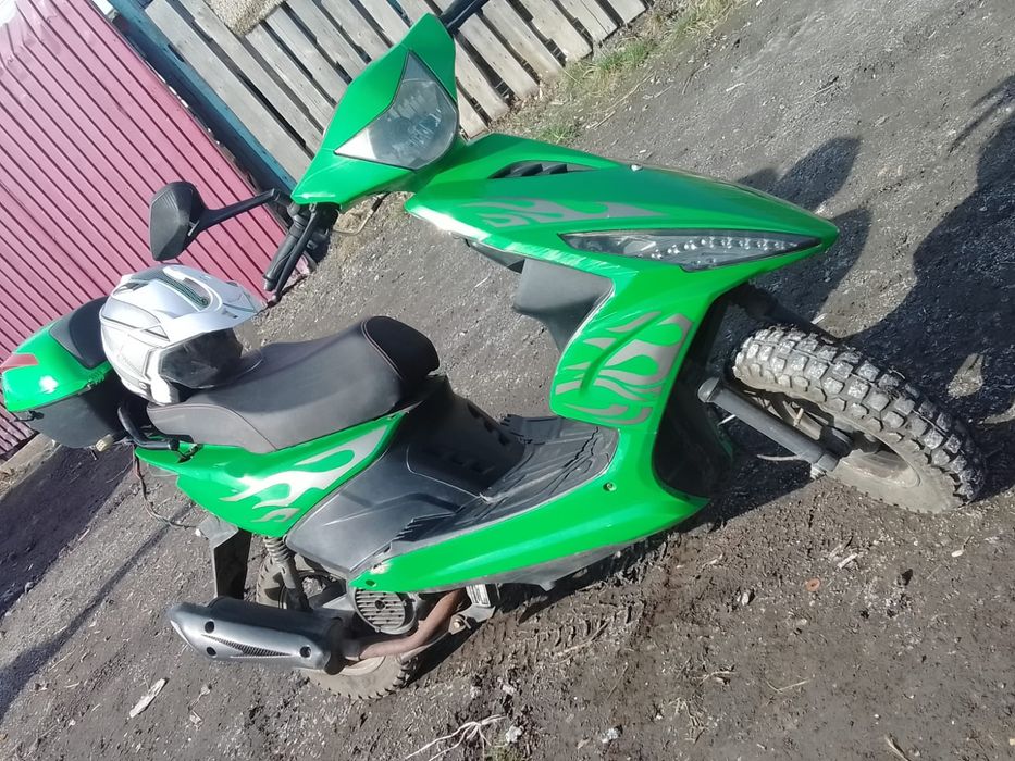 Продам скутер срочно