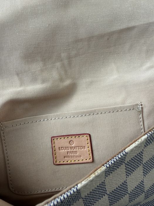 Geanta tip plic Louis Vuitton, lant si curea detasabila umăr
