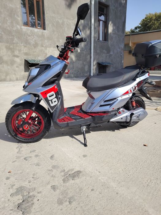 Skuter redlayn, juda ideal xolatta