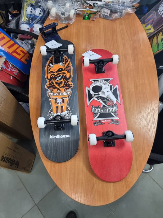 истински Скейтборд Birdhouse 8.125 и 8.25