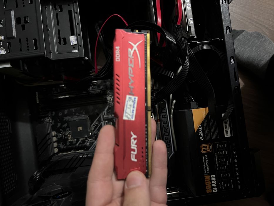 Продам настольный компьютер без процессора