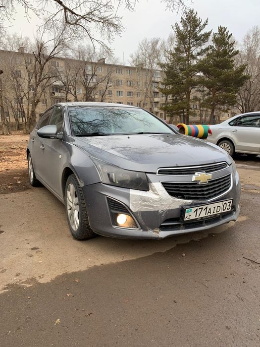 Продам автомобиль Шевроле Круз