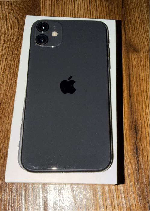 Iphone 11, 64 Gb, qora, karobka, ideal sotiladi