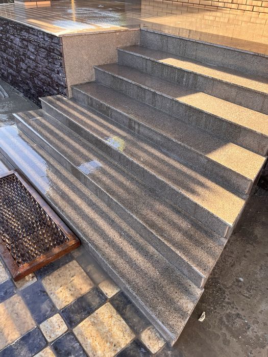 Лестница гранит мрамор Алматы