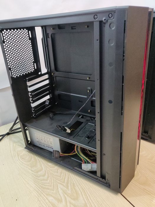 Корпус ПК с подсветкой RGB