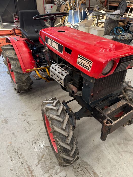 Tractor Kubota 4x4 16cv