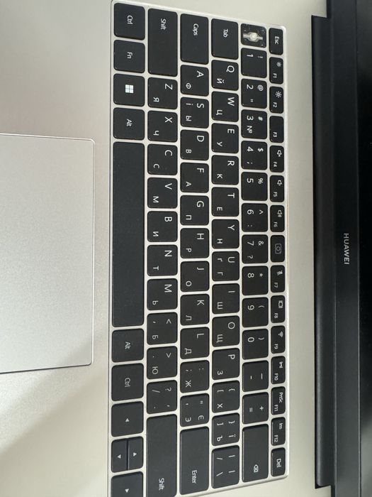 Huawei matebook d15 ryzen 5500u 16/512GB