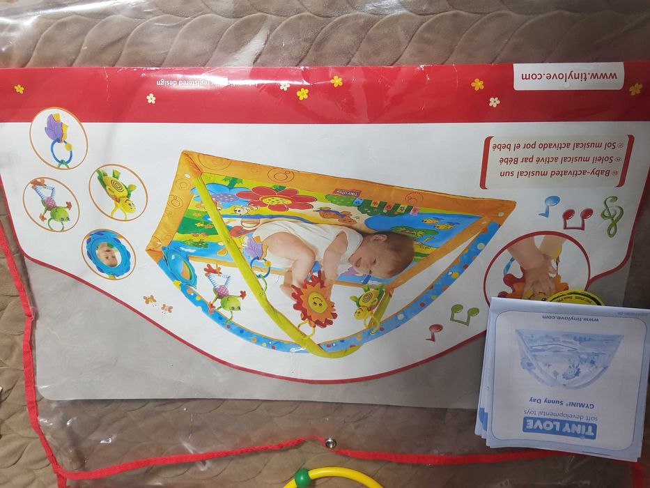 Развивающий коврик Tiny Love