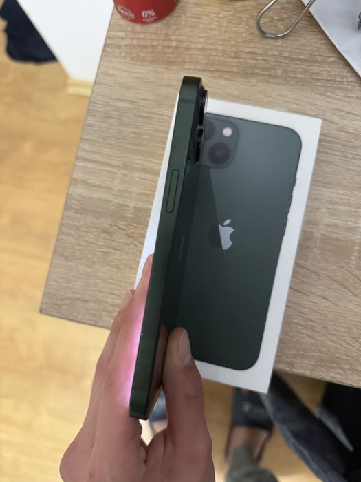 iPhone 13 128GB, 87% Battery health