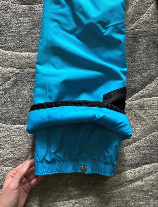 Geaca si pantaloni ski Nevica