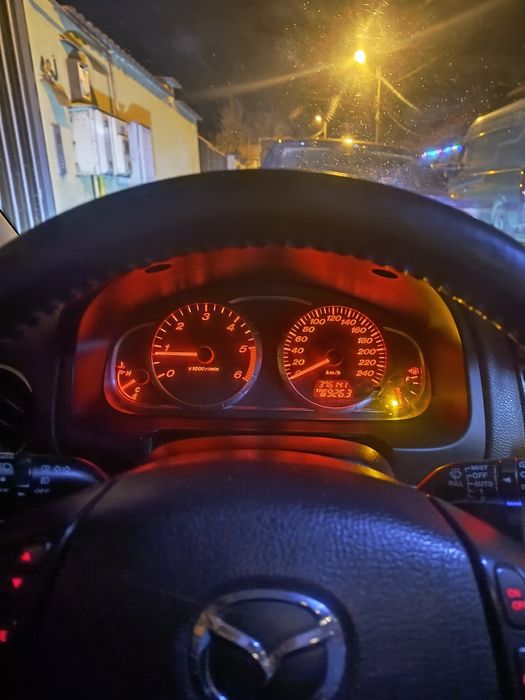 Vând Mazda 6
2.0 diesel
Pompa servo schimbată recent
Distribuție făcut