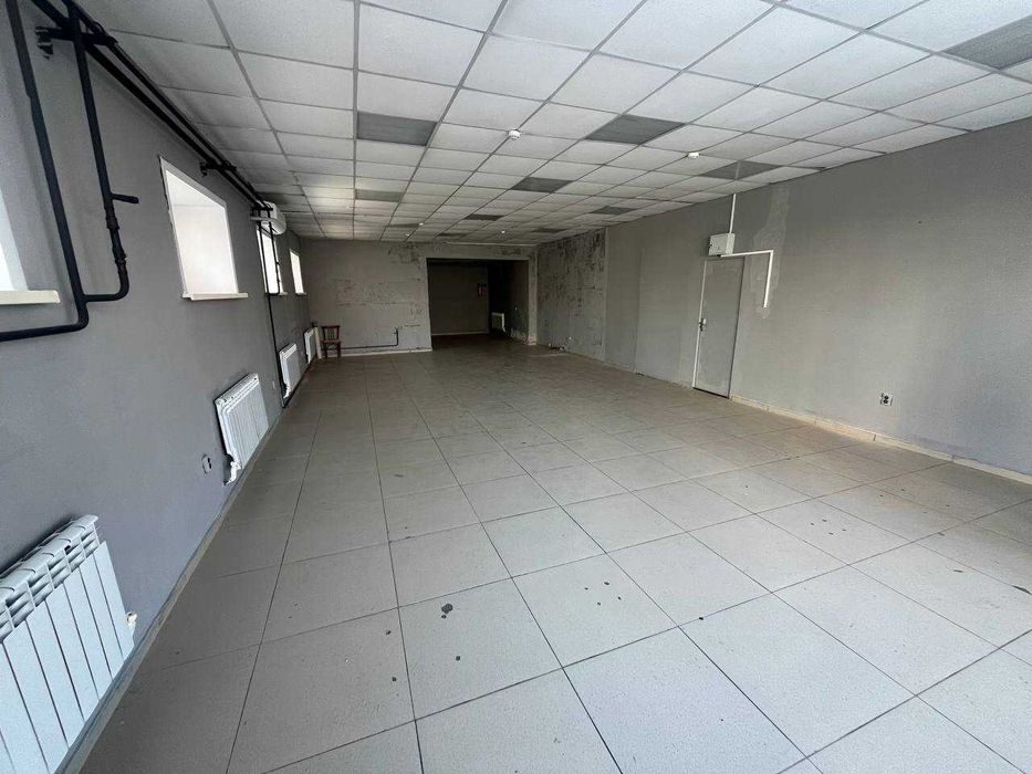 Продам ком. помещение в центре