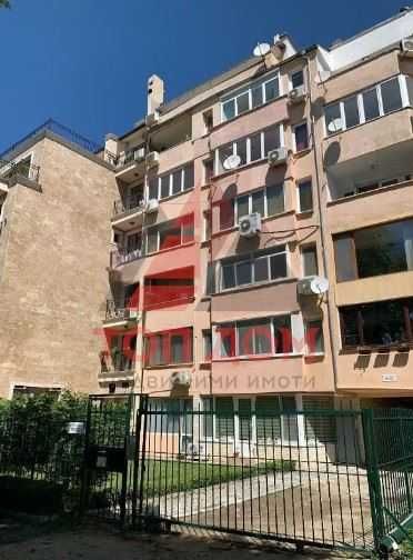 Дава се под наем Четиристаен апартамент в Варна, Бриз - 110 кв.м за 850 € - Снимка #10