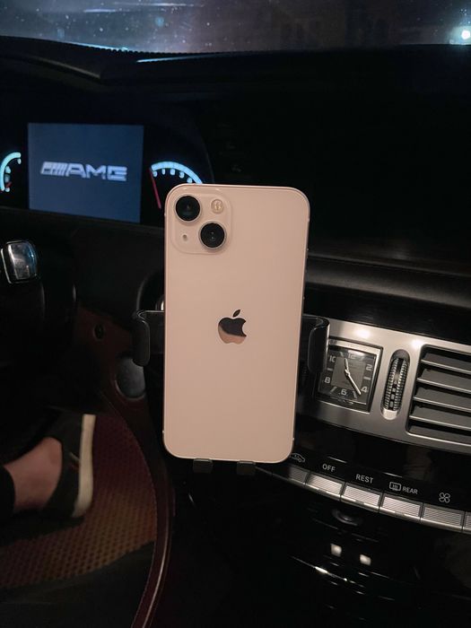 Продам iphone 13