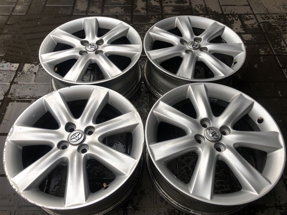 Диски на Тойота Аква/Витз