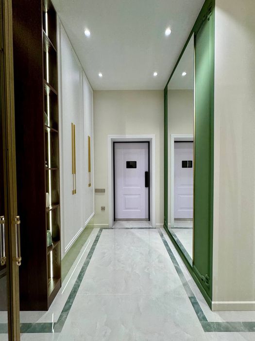 Мирзо улугбек р-н ЖК Poytaxt Gavhari 4/6/10 100м2