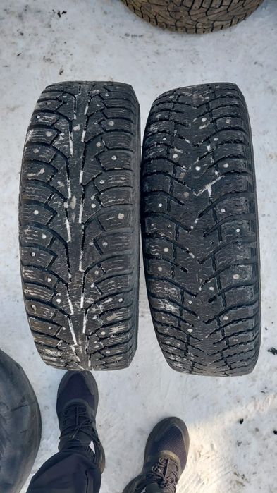 Продаю зимную резину липучку марки Cross 12 R14 хорошем состояние