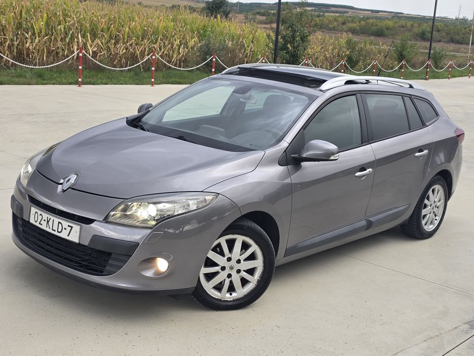RENAULT Megane