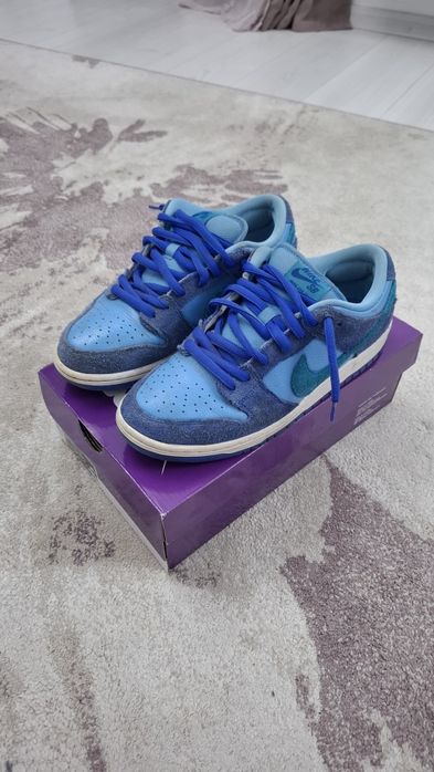 Nike dunk sb blueberry