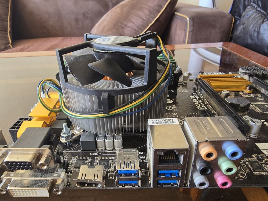 Геймърски комплект Gigabyte H97 + i5-4690K+12 рам