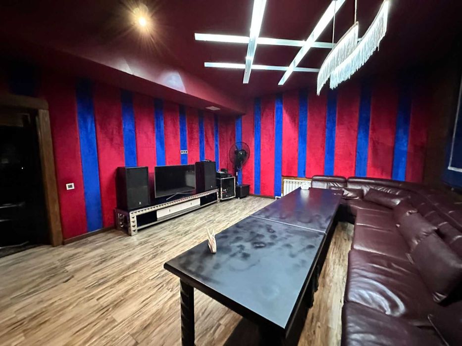 В продаже Ресторанный комплекс SEREBRO