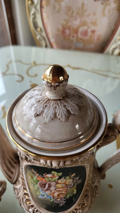 Сервиз за кафе Capodimonte