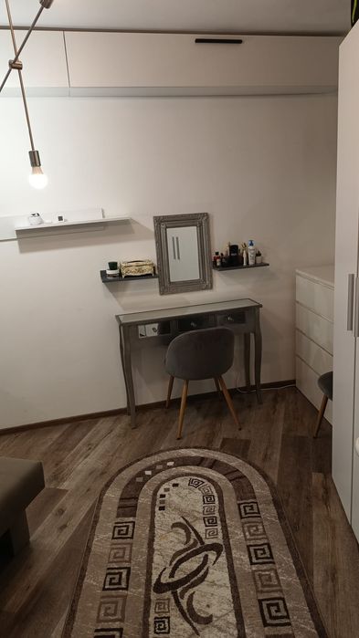 Apartament mobilat(utilat)
