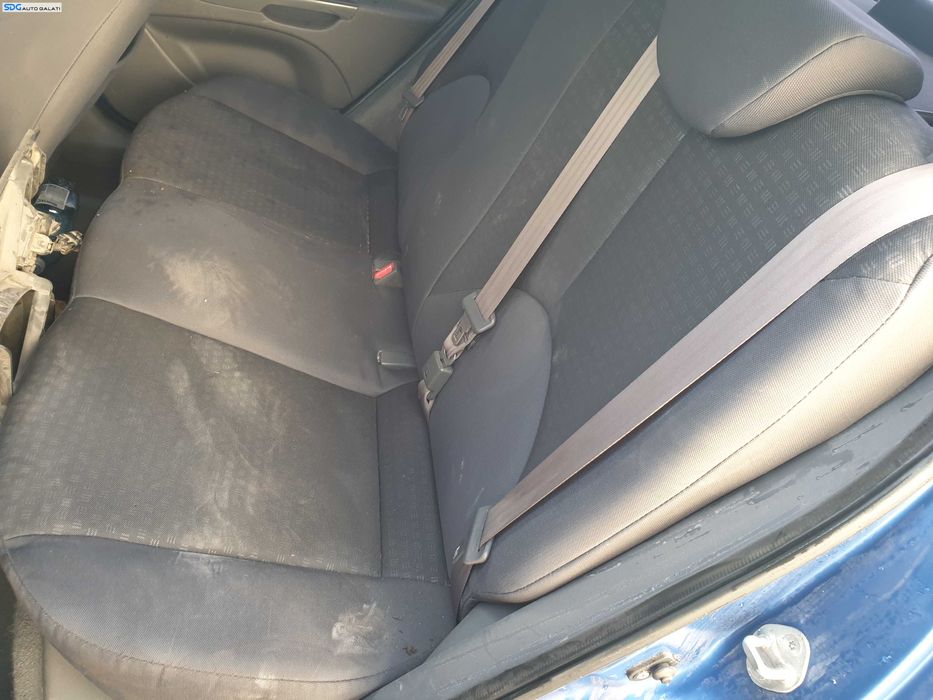 Bancheta cu Spatar Textil cu Rabatare Kia Rio 2 2005 - 2009 [K8215]