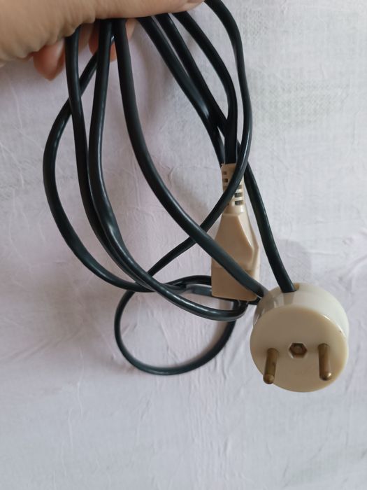 Советский утюжок-отпариватель)