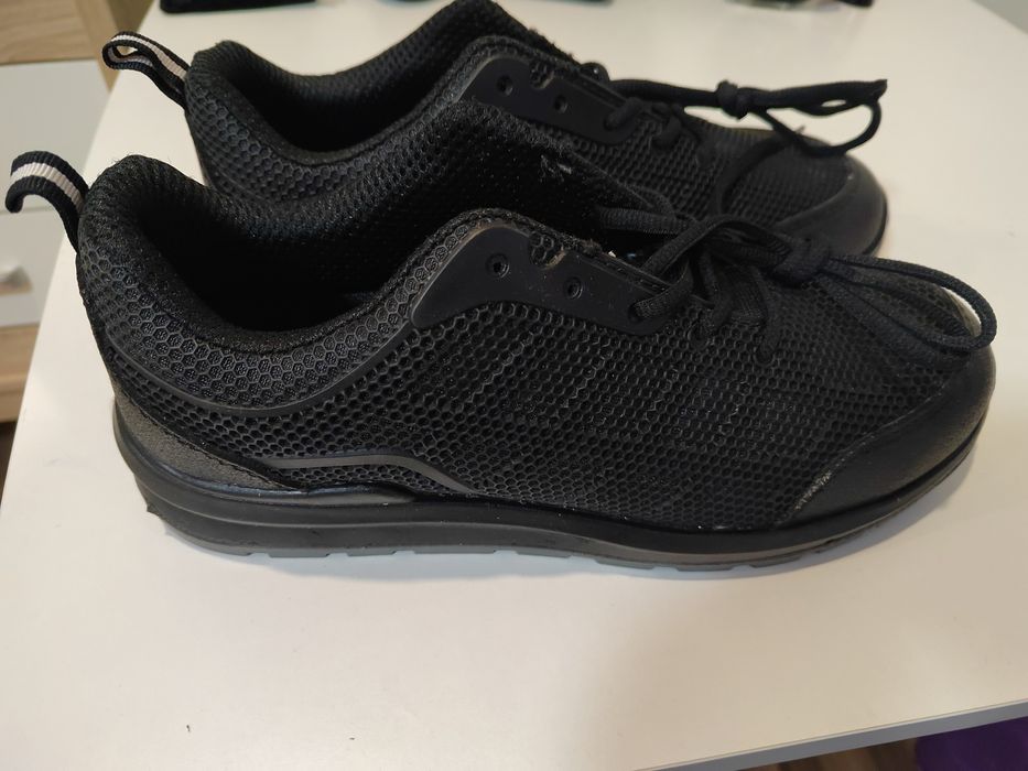 Pantofi Titan de lucru cu vârf de metal