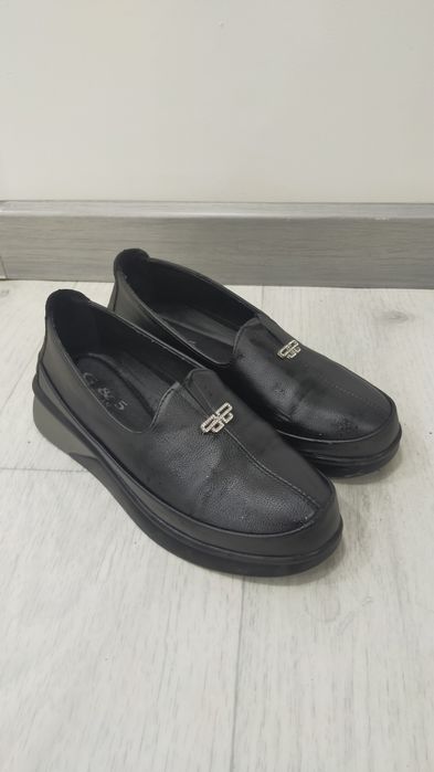 Женский обувь...