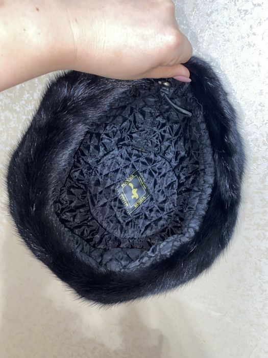 Продам норковую беретку